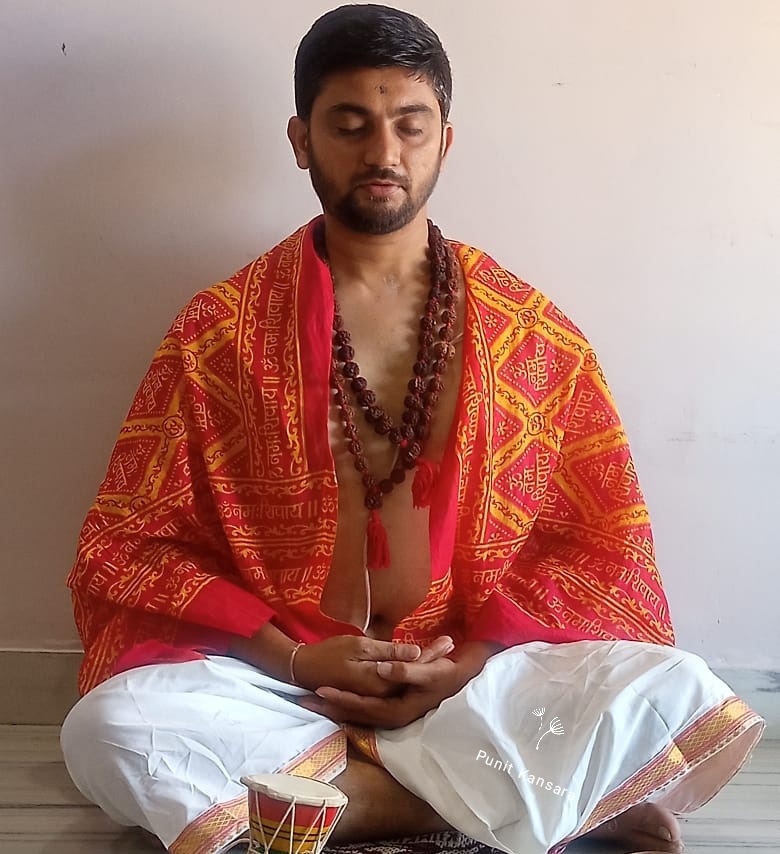 Use of rudraksha in meditation and mantra chanting